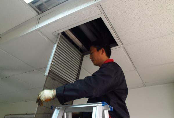 专注空调移机安装，维修加氟，热水器，燃气灶冰箱维修